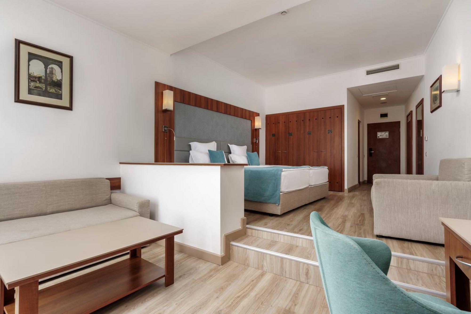 Hotel Alua Helios Bay Obzor Esterno foto