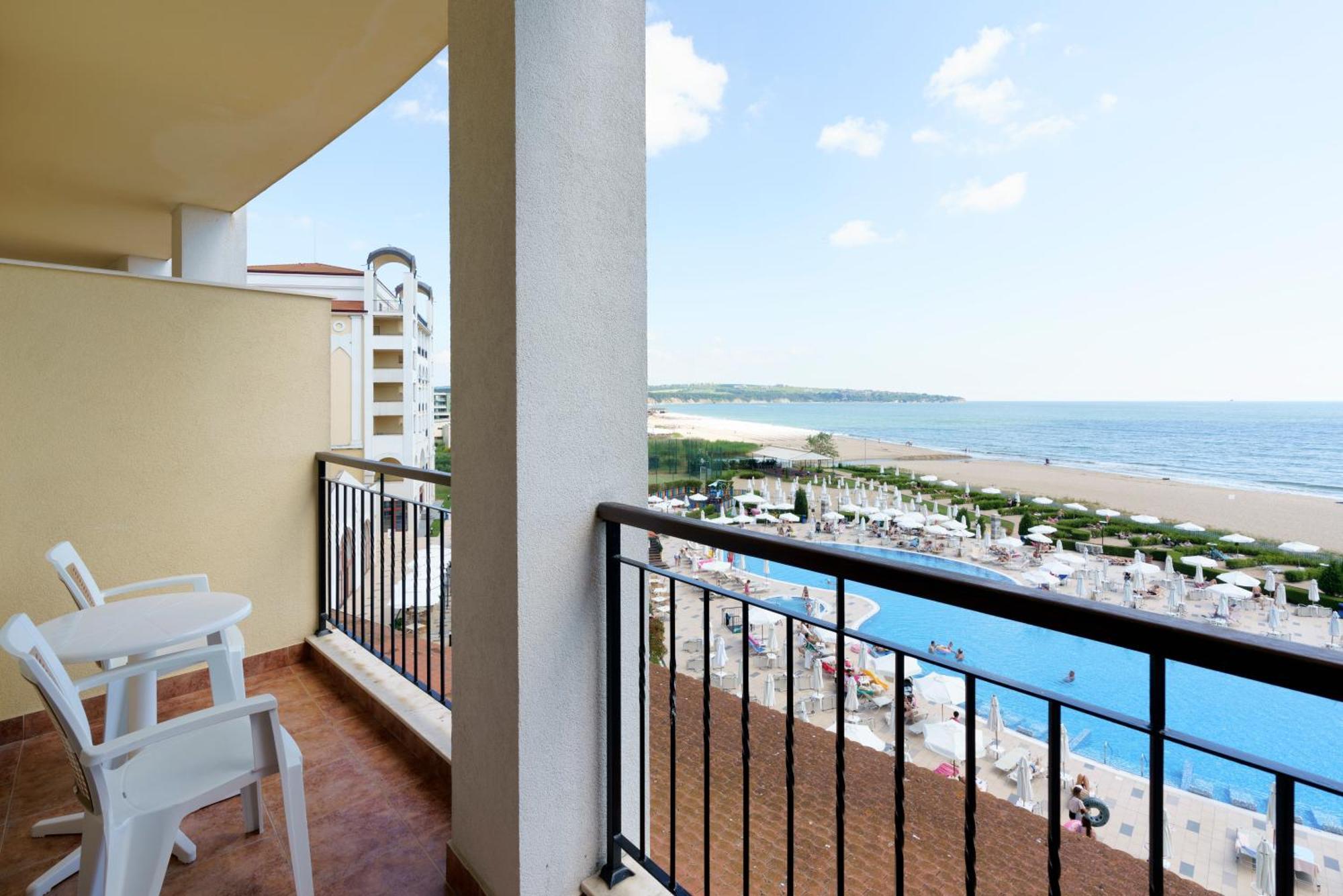 Hotel Alua Helios Bay Obzor Esterno foto