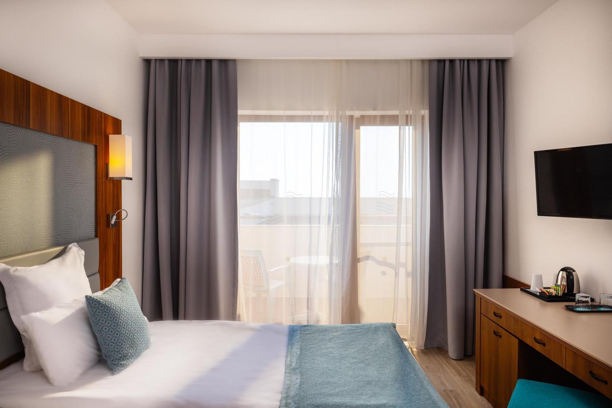 Hotel Alua Helios Bay Obzor Esterno foto
