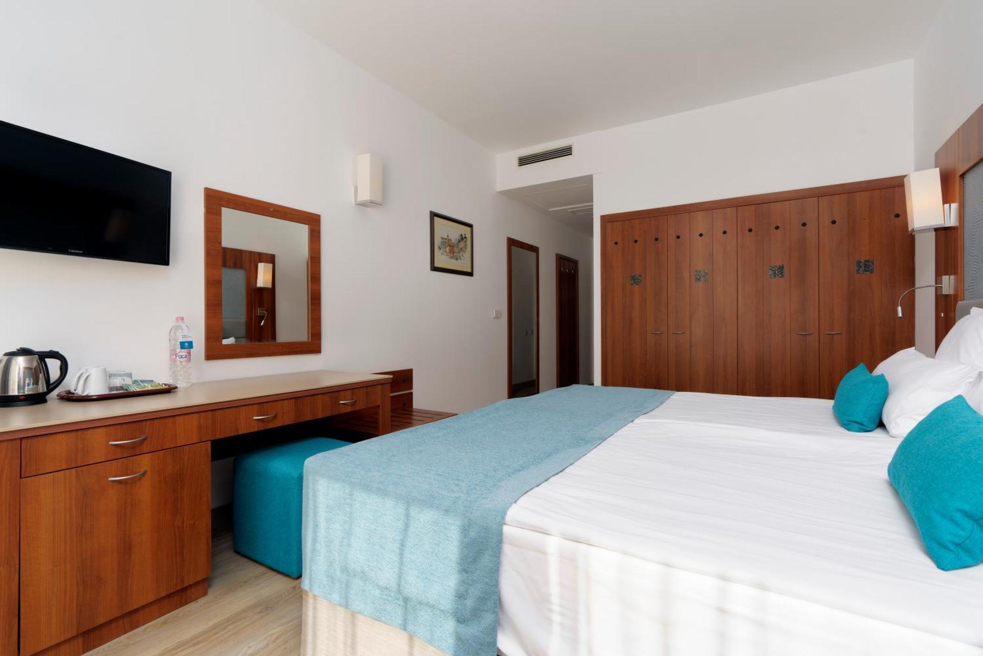 Hotel Alua Helios Bay Obzor Esterno foto